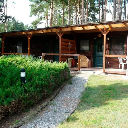 Holiday home Ferienhaushaelfte Fleesensee