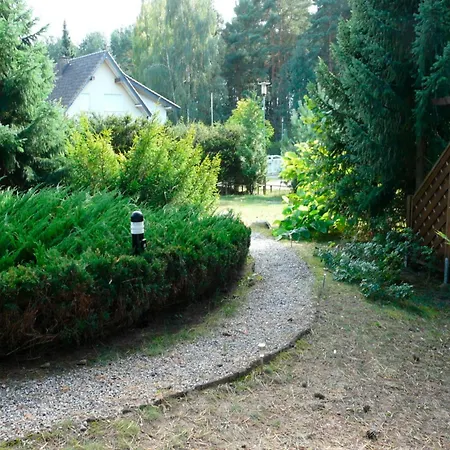 Ferienhaushaelfte Fleesensee